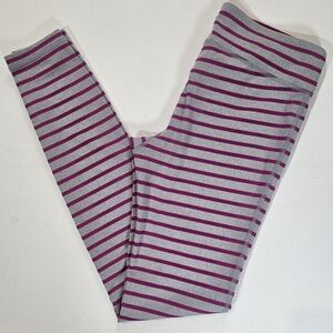 Under Armour Womens Yoga Pants‎ Small Grey Pink Heatgear Soft Comfy Workout Gym